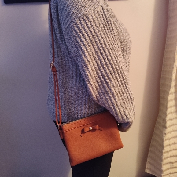 Leather Bow Crossbody - Picture 11 of 11